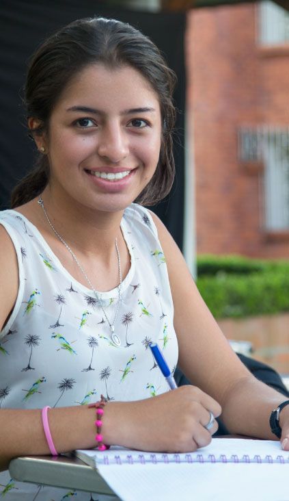 Estudiante Familiar Colaborador UNICATÓLICA